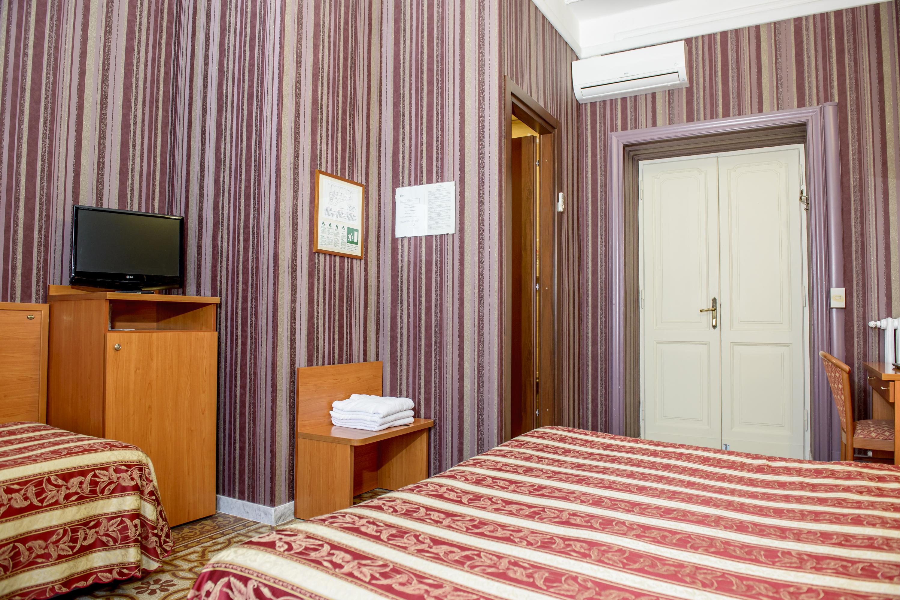 Hotel Emmaus Рим Екстер'єр фото