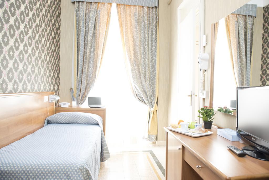 Hotel Emmaus Рим Екстер'єр фото