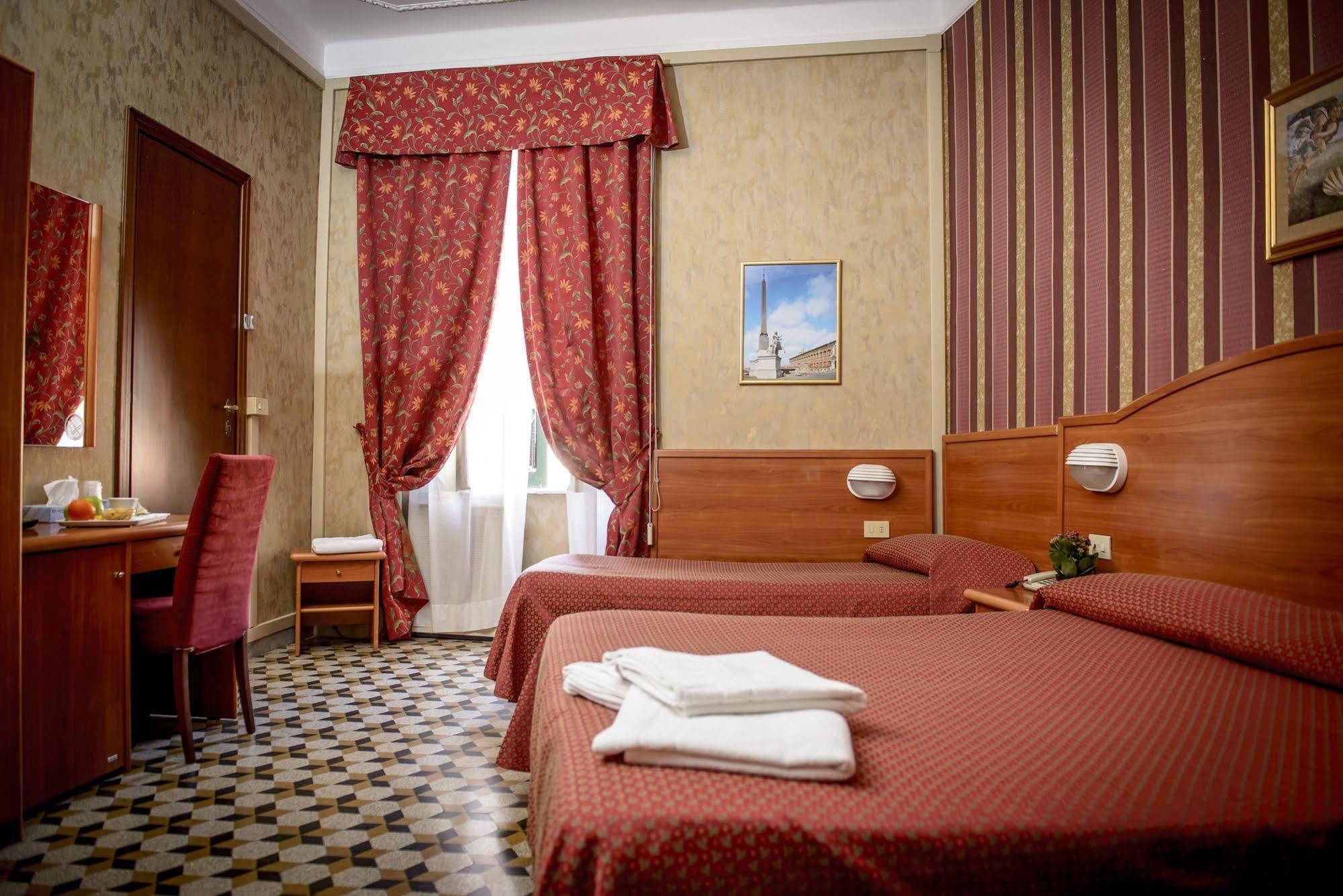 Hotel Emmaus Рим Екстер'єр фото